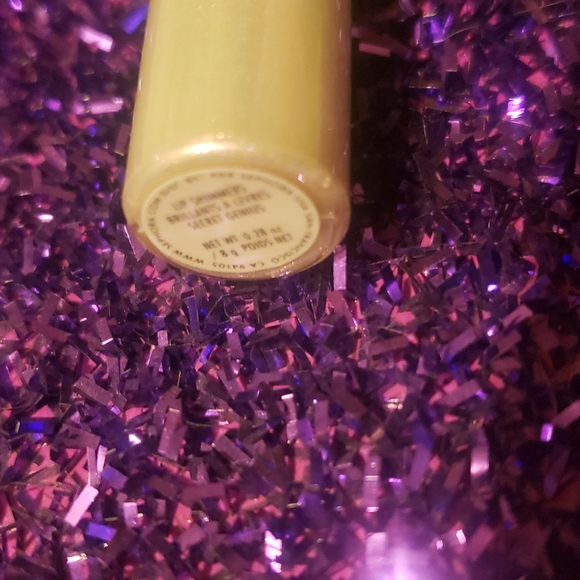 🌼SECRET GENIUS Sephora x Pinrose DISCONTINUED Clever D Scented Lip Shimmer NWOB - Picture 2 of 5